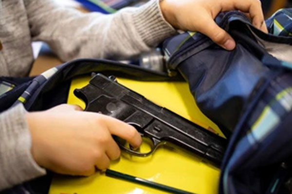 crime_at_school_CCTV